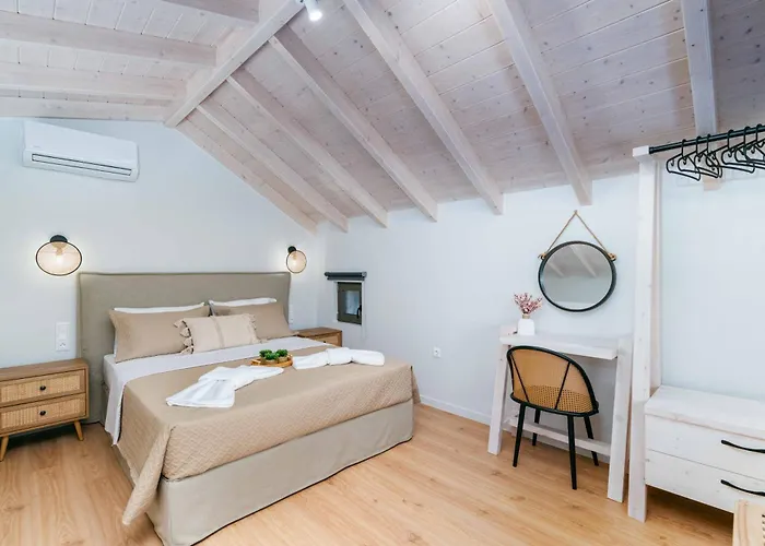 Yannis Retreat Apartment *