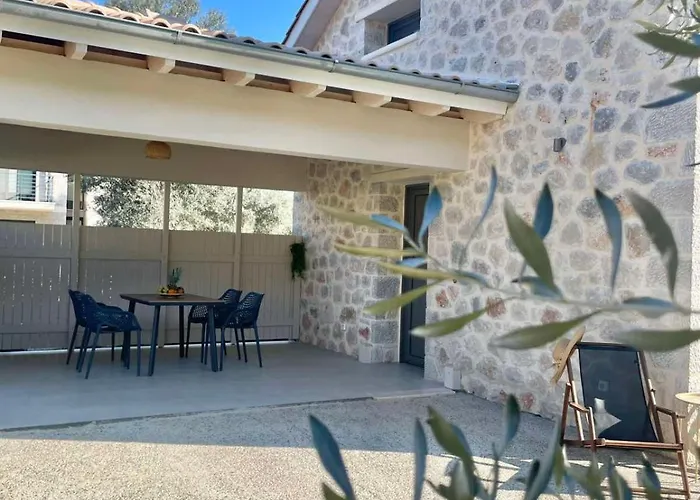 Yannis Retreat Lefkáda